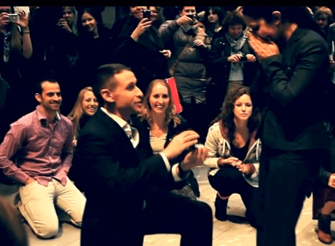 propose with a Flash Mob